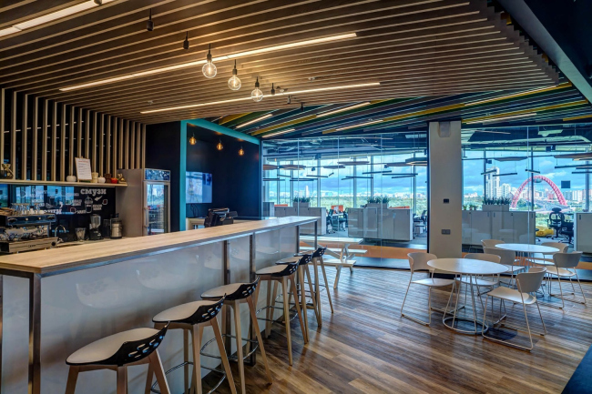 ����-�������� Adidas � ������. �������������: ���� ABD Architects � Scott Brownrigg. ���� � ���-����������