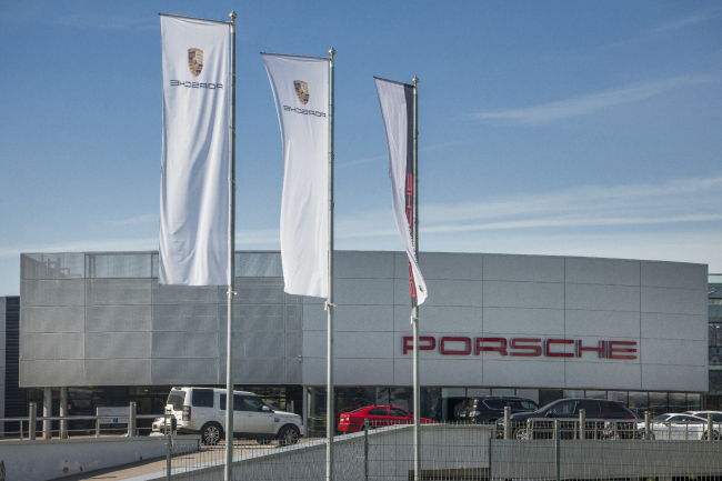 ��������� Porsche. ����: ������ ����� �������� �������