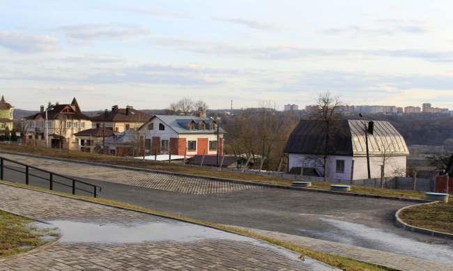 View from the Center towards southeast, in the direction of the Oka River. Mansions. Photograph  Julia Tarabarina, Archi.ru