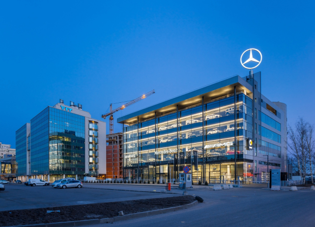 "Avangard" car service center. Photograph � A.Gushchin