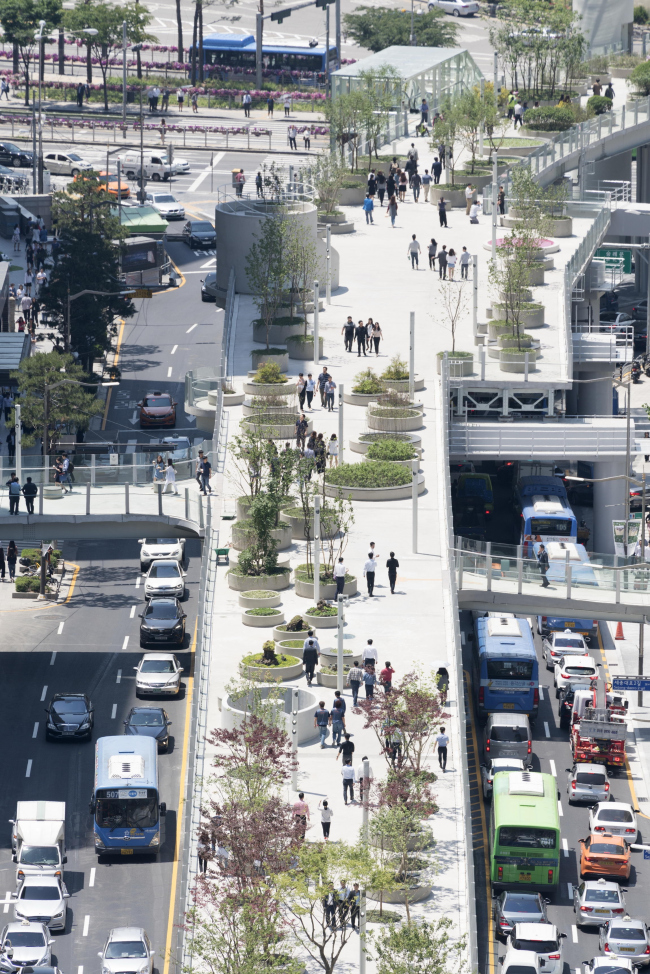 ����-�������� Seoullo 7017 Skygarden � Ossip van Duivenbode