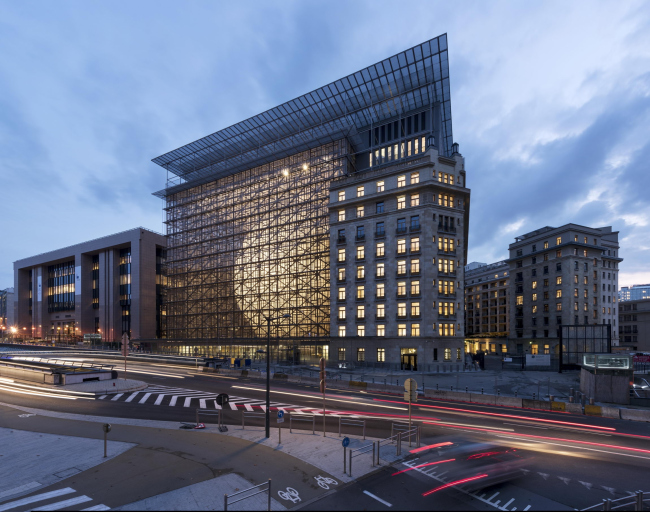 ������ Europa ������������ ������. Philippe Samyn and partners architects & engineers, LEAD and DESIGN PARTNER.
With Studio Valle Progettazioni architects, Buro Happold Limited engineers. ���� � Marie-Françoise Plissart