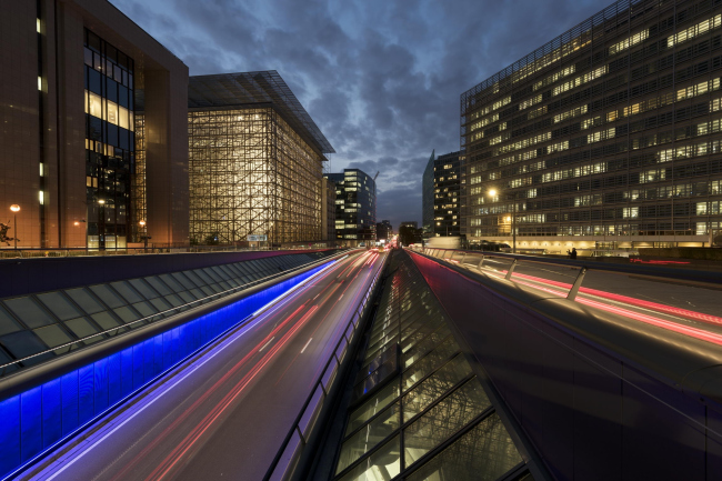 ������ Europa ������������ ������. Philippe Samyn and partners architects & engineers, LEAD and DESIGN PARTNER.
With Studio Valle Progettazioni architects, Buro Happold Limited engineers. ���� � Marie-Françoise Plissart