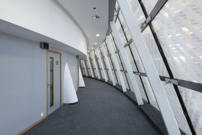 ������ Europa ������������ ������. Philippe Samyn and partners architects & engineers, LEAD and DESIGN PARTNER.
With Studio Valle Progettazioni architects, Buro Happold Limited engineers. ���� � Marie-Françoise Plissart