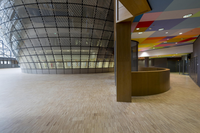 ������ Europa ������������ ������. Philippe Samyn and partners architects & engineers, LEAD and DESIGN PARTNER.
With Studio Valle Progettazioni architects, Buro Happold Limited engineers. ���� � Marie-Françoise Plissart, ����� � Georges MEURANT