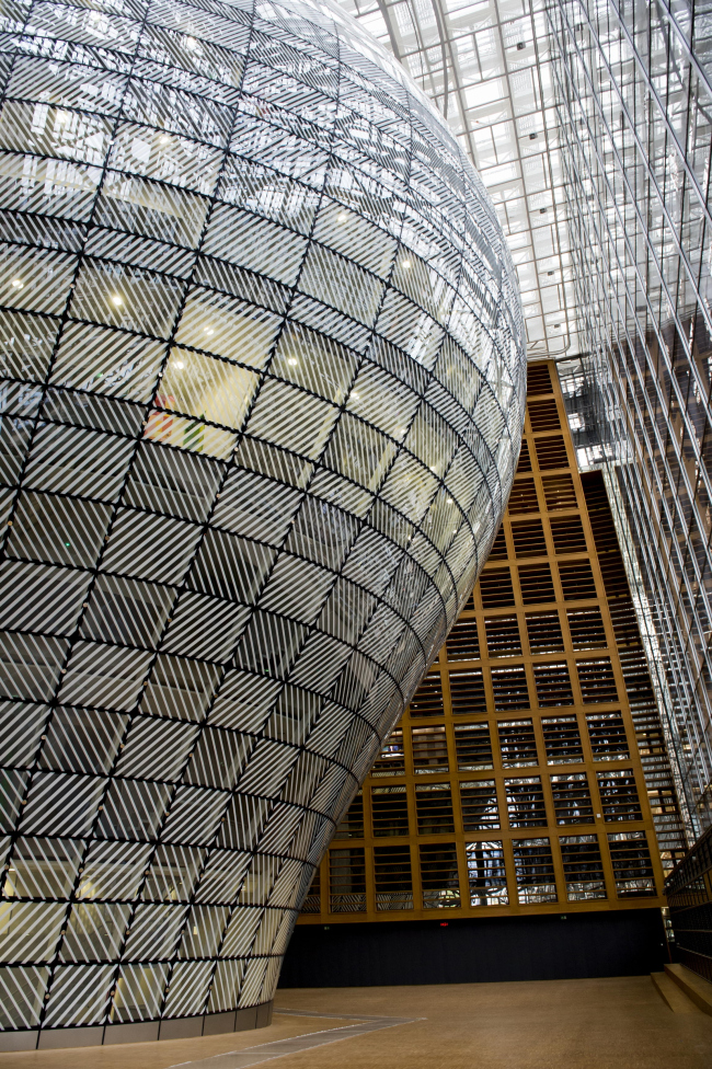 ������ Europa ������������ ������. Philippe Samyn and partners architects & engineers, LEAD and DESIGN PARTNER.
With Studio Valle Progettazioni architects, Buro Happold Limited engineers. ���� � European Union