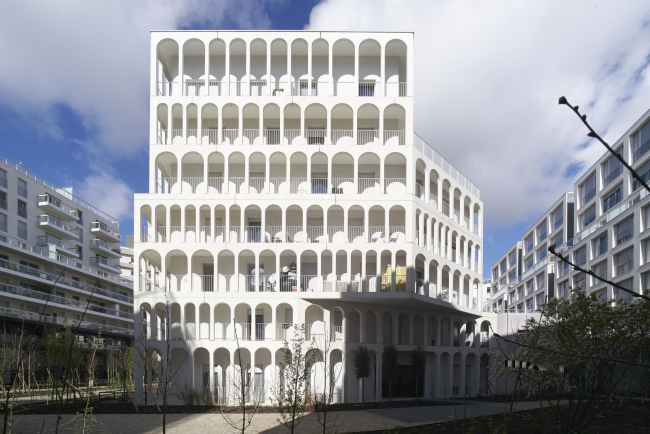 Комплекс социального жилья Arches Boulogne © Julien Lanoo