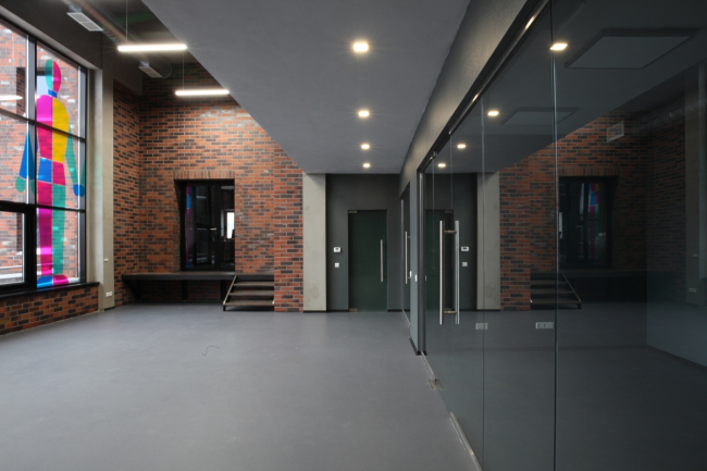 ������ ���� � ����� �����. �������� ������������ ���������� MOBAHAUS, ���������� ������� �������