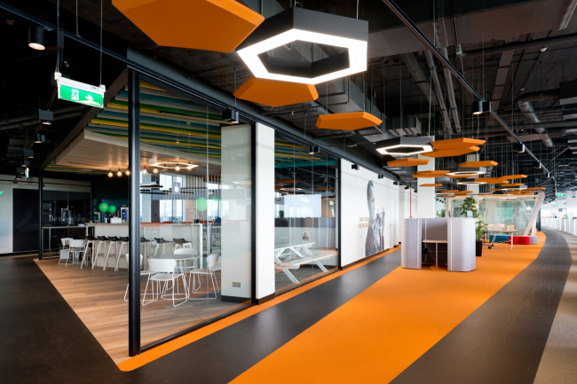 ���� �������� Adidas Group � ������������� ���� ABD architects