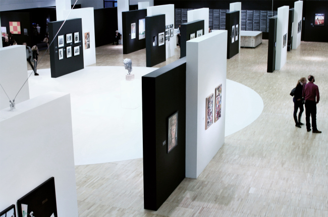 "Ottepel" Exhibition, the State Tretyakov Gallery, 2017. Design of the exposition: Vladimir Plotkin, Elena Kuznetsova. Photograph: Julia Tarabarina, Archi.ru