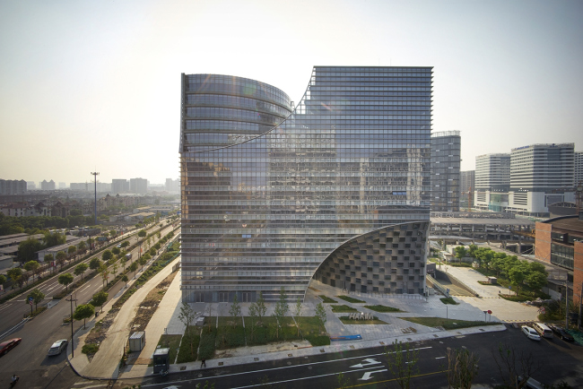 �������� Hangzhou Gateway � Julien Lanoo