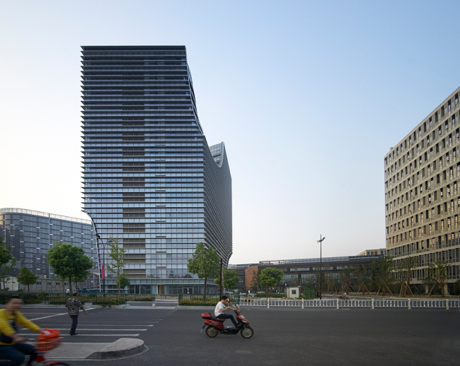 �������� Hangzhou Gateway � Julien Lanoo