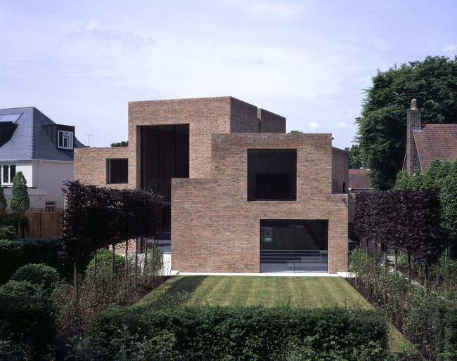  Highgate House, . 
Carmody Groarke.   Hélène  Binet
