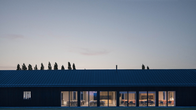 ���������� ������-����� Vajrasana, �������. 
Walters & Cohen Architects. ���� � Will Scott