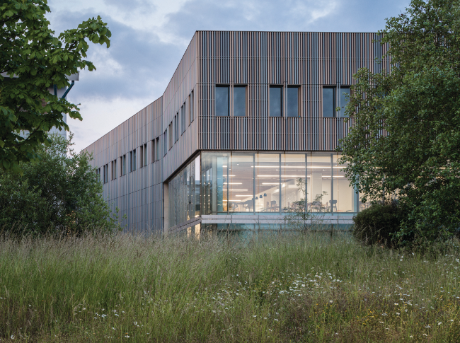 �������� ������, ��������. 
Eric Parry Architects. ���� � Dirk  Lindner