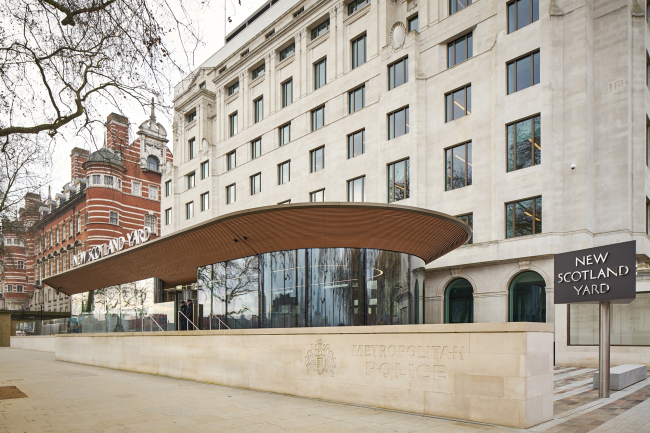 ����� ��������-���, ������. 
Allford Hall Monaghan Morris. ���� � Timothy Soar