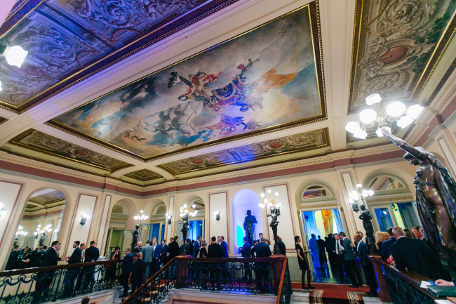 ������ �������� AGC. ������� ������������� ����� ��. �.�. ������������. ���������� � �GC 