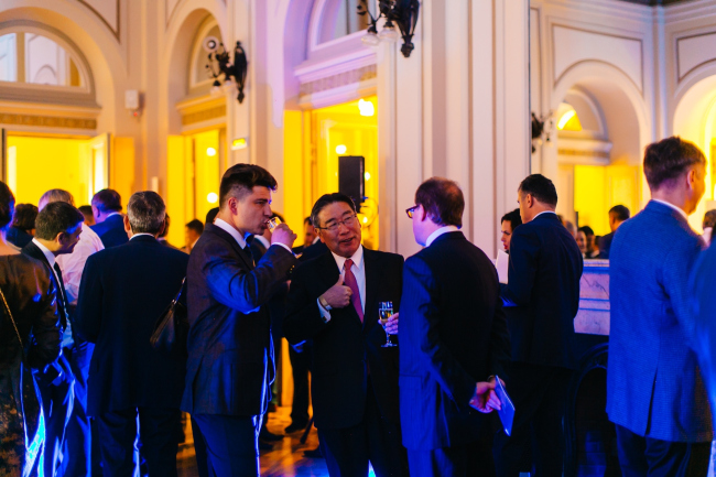 ������ �������� AGC. ���������� � �GC  