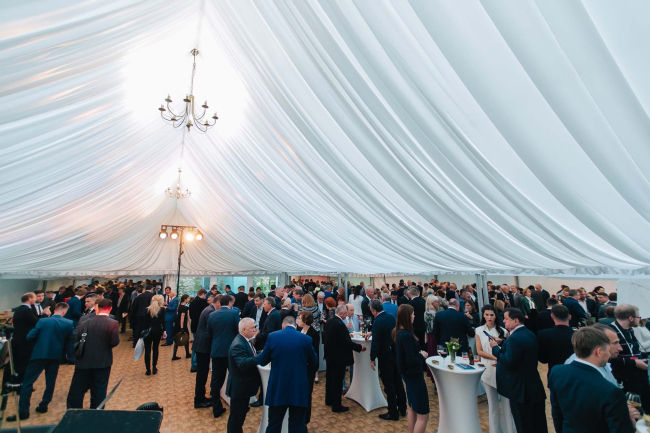 ������ �������� AGC. ���������� � �GC 