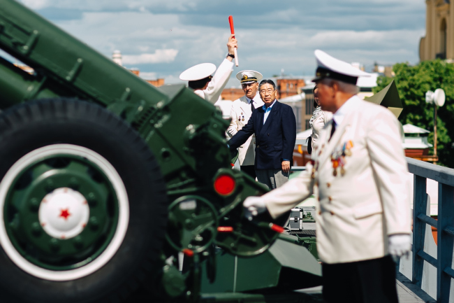������ �������� AGC. ���������� � �GC 