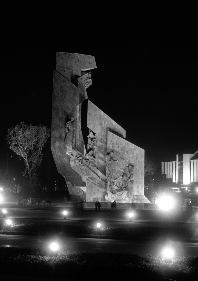 �������� �1300 ��� �������� � �����. ���� ���������� ������� � ���