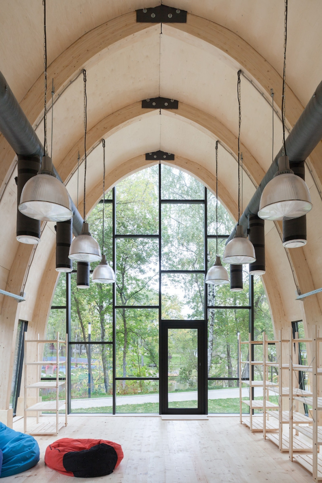 Interior of one of the blocks of the craft shops pavilion. Urban farm at VDNKH, 2nd stage. Wowhouse. Photograph  Mitya Chebanenko