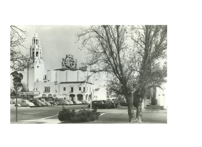 Carthay Circle Theatre, ������, 1926. ��������� �������� The Showplace of the Golden West � ������������������ �������� ������. ������ � ��������� �������������� ������� �������� ����������. ������ � 1969 �. ��� ��������������. ���������� laconservancy.org