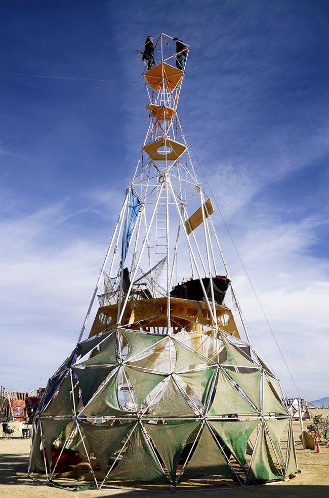 ���������� �� ��������� Burning Man � Philippe Glade