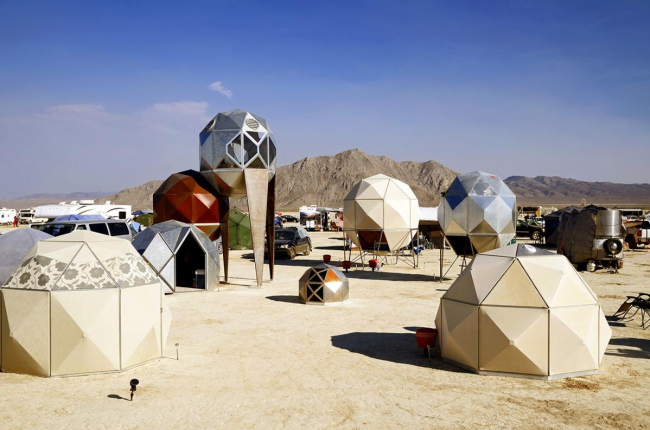 ���������� �� ��������� Burning Man � Philippe Glade