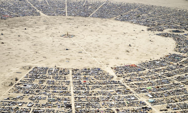  Burning Man  Philippe Glade