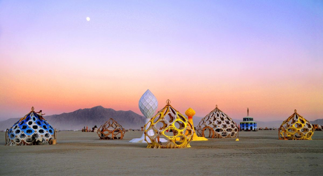    Burning Man  Philippe Glade