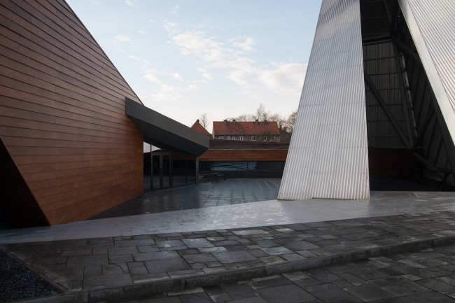 Yard and the entrance to the repository. Repository museum of "Alliance-1892" cognac house. Photograph � Gleb Leonov