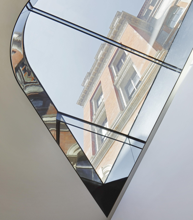 ������������� ����� ����� �������� � �������� � Hufton + Crow