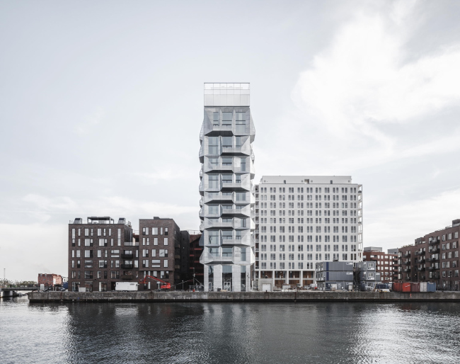 ����� �������� The Silo/ Ajnj � Rasmus Hjortshøj � COAST