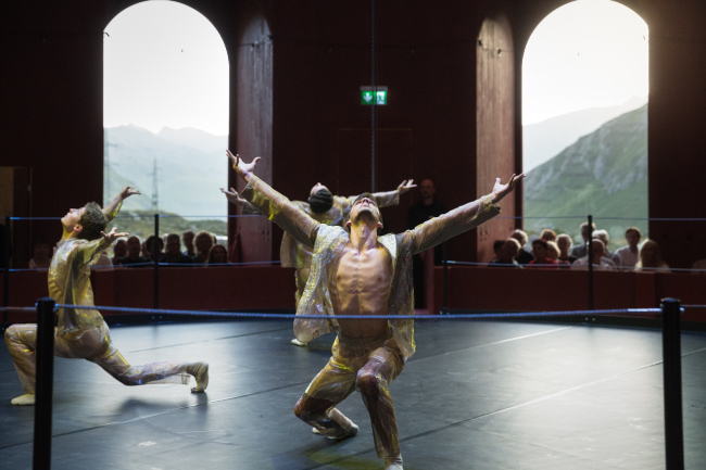 ���������������� ���������� ��� ���� � ������ Juliertheater  � Origen Festival Cultural