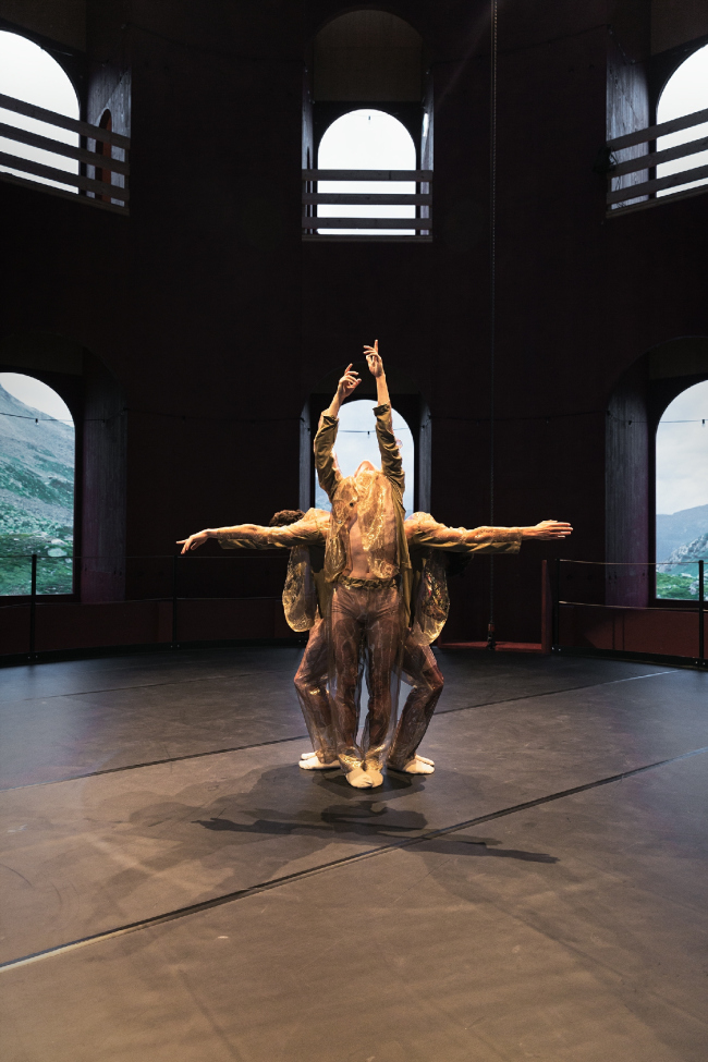 ���������������� ���������� ��� ���� � ������ Juliertheater  � Origen Festival Cultural