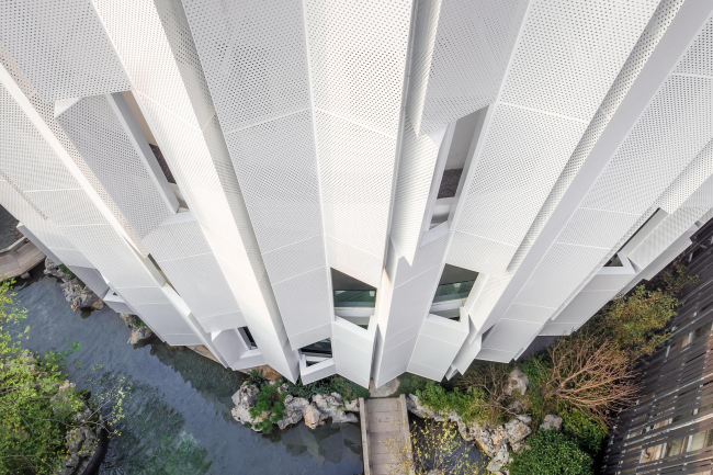 ����� ���� 8/10� � CreatAR