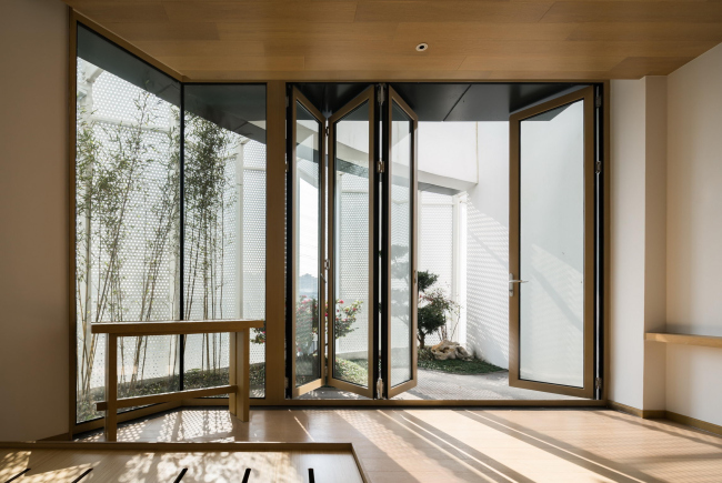 ����� ���� 8/10� � CreatAR