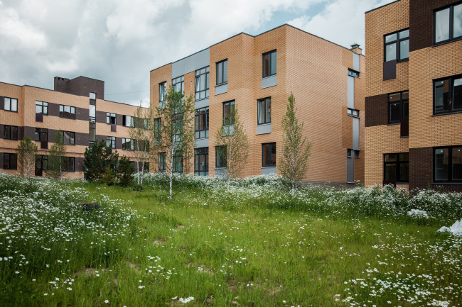 "Andersen" residential complex. Construction, 2016. Photograph � Denis Esakov