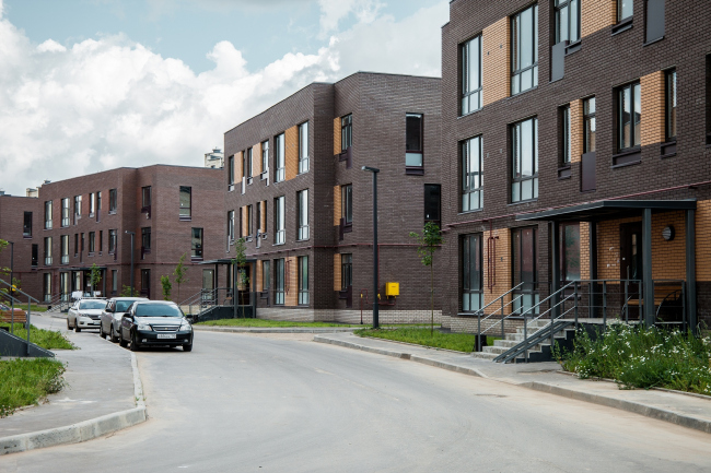 "Andersen" residential complex. Construction, 2016. Photograph  Denis Esakov