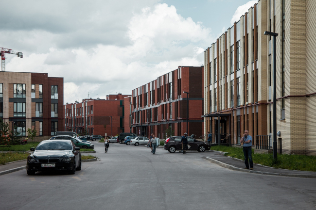 "Andersen" residential complex. Construction, 2016. Photograph � Denis Esakov