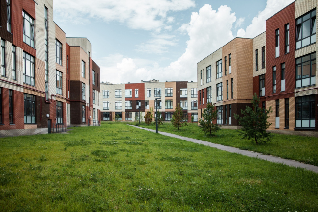 "Andersen" residential complex. Construction, 2016. Photograph � Denis Esakov