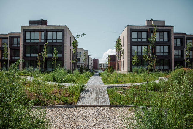 "Andersen" residential complex. Construction, 2016. Photograph � Denis Esakov