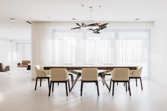 ����� WH Residence. ���� � ����� �����