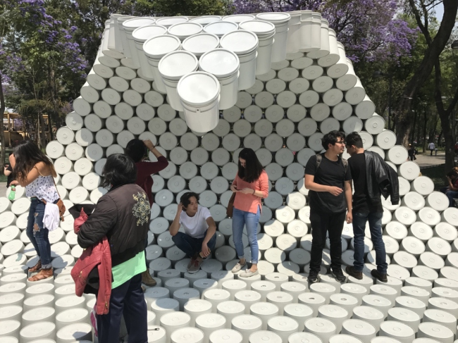 One bucket at a time � Factor Eficiencia