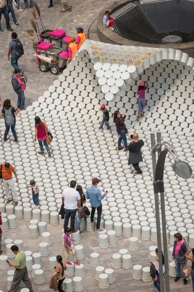 One bucket at a time � Jaime Navarro