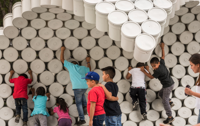 One bucket at a time � Jaime Navarro