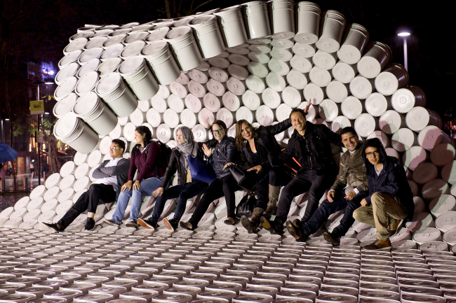 One bucket at a time � Jaime Navarro