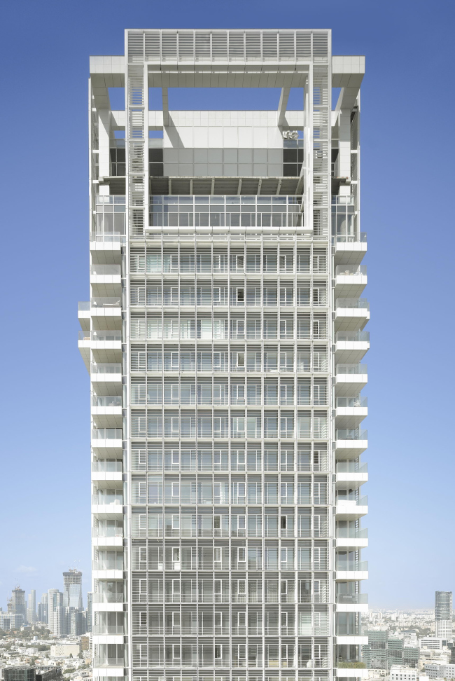 ����� Rothschild Tower � Roland Halbe