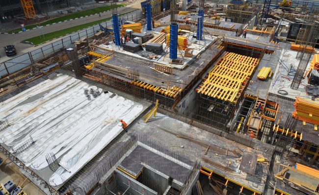 Dealership center of Mercedes-Benz and Audi on the territory of ZIL Plant. In the process of construction, 2017  Kleinewelt Architekten